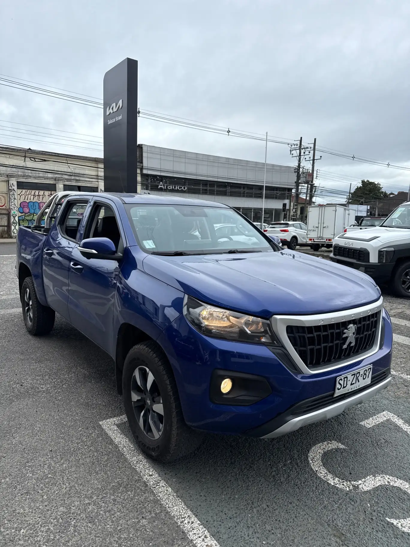 PEUGEOT