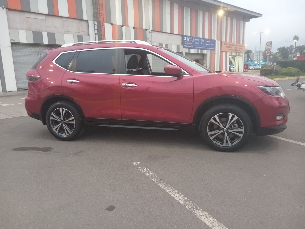 NISSAN - 8