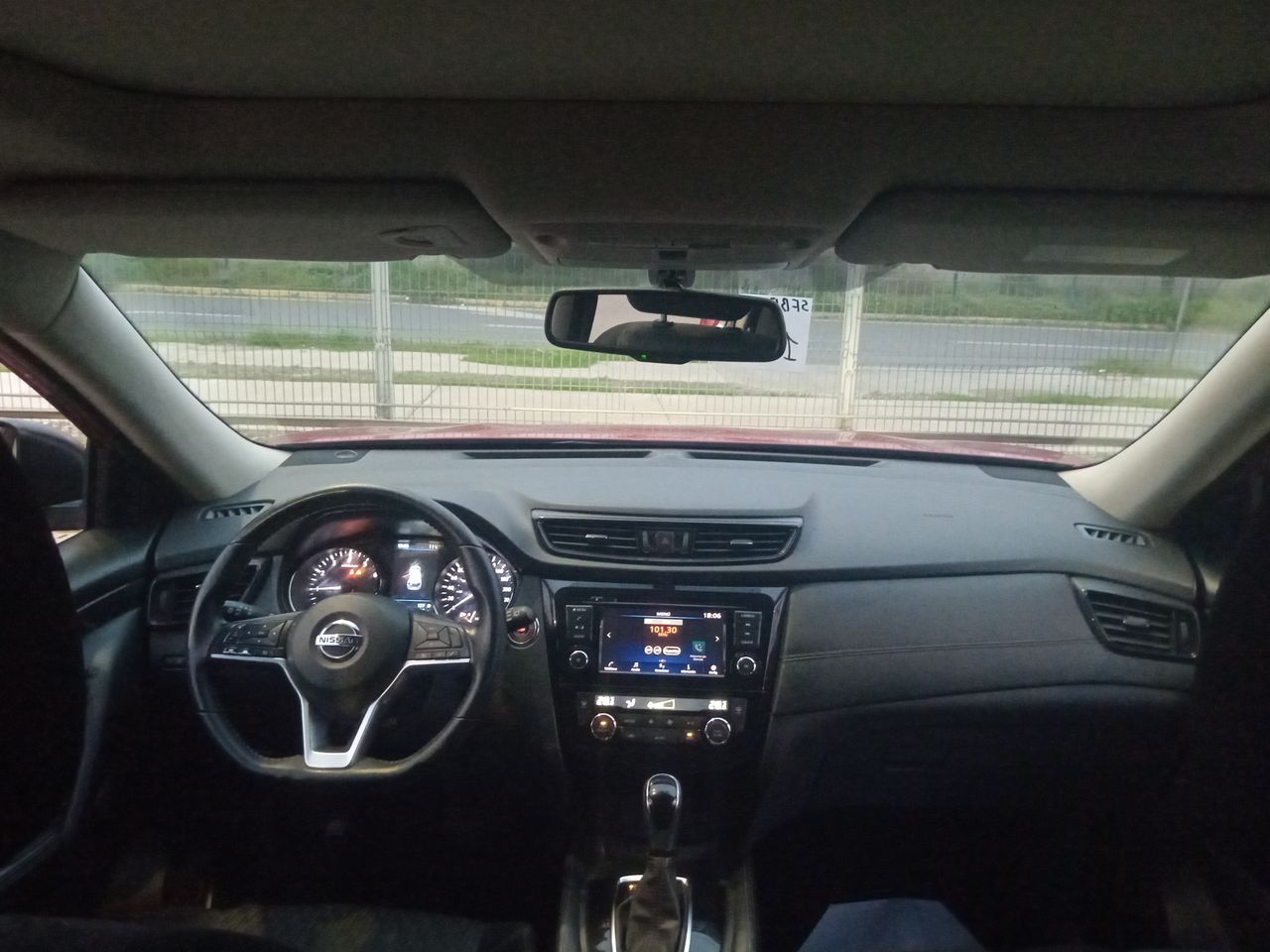 NISSAN - 9