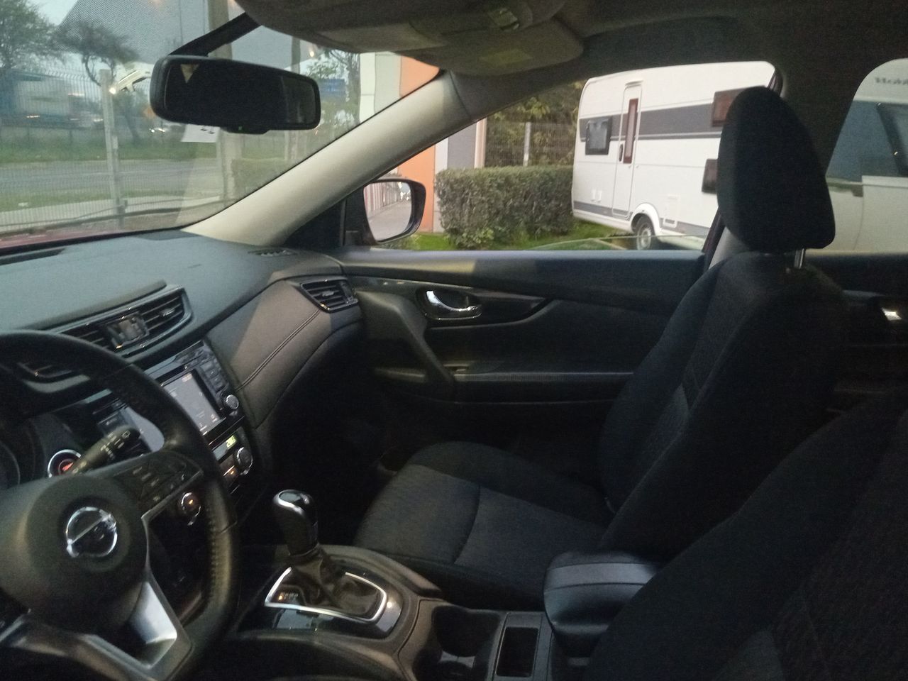 NISSAN - 10