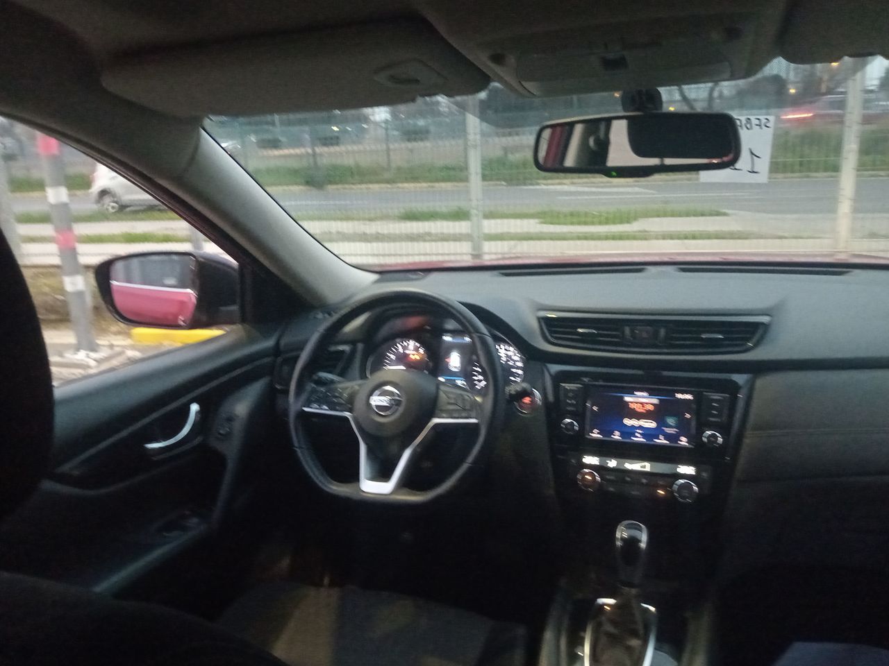 NISSAN - 16