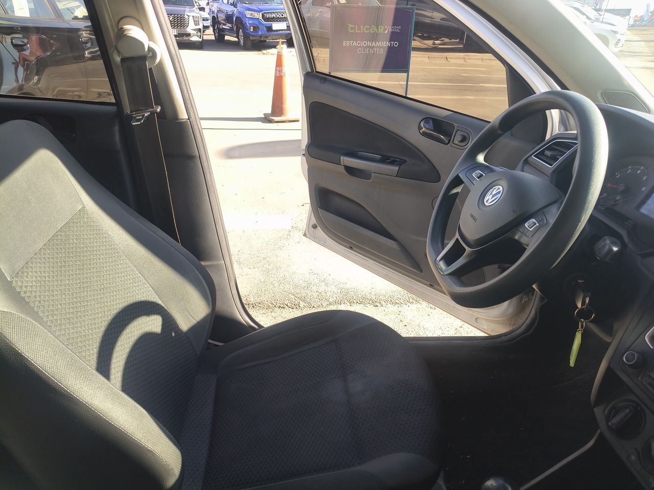 Volkswagen Gol — foto 9 de 21