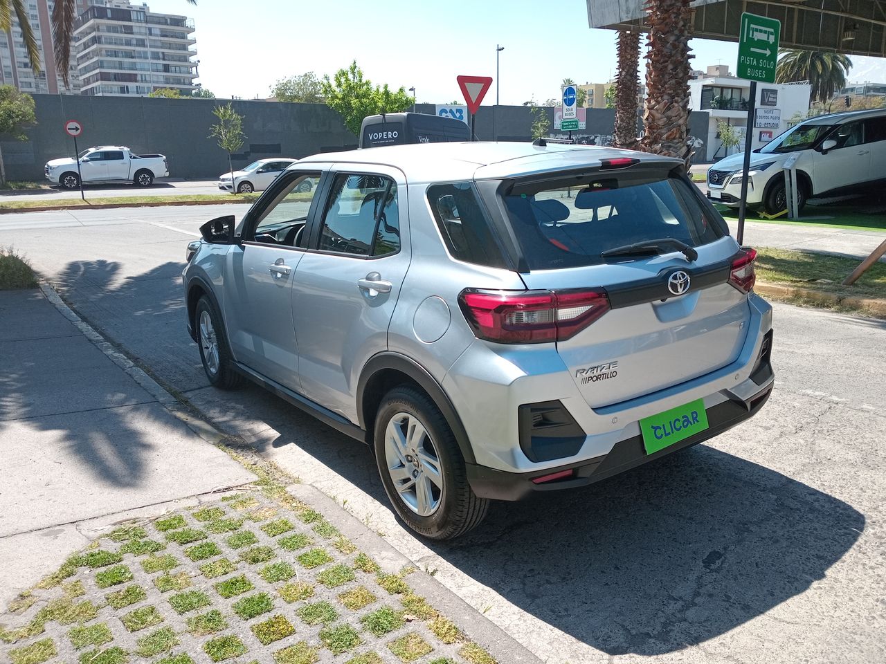 TOYOTA - 5