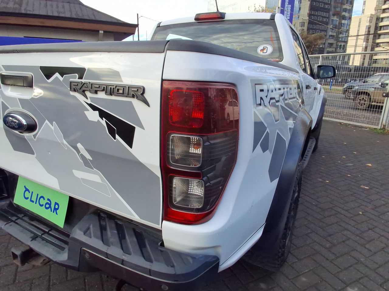 FORD - 12