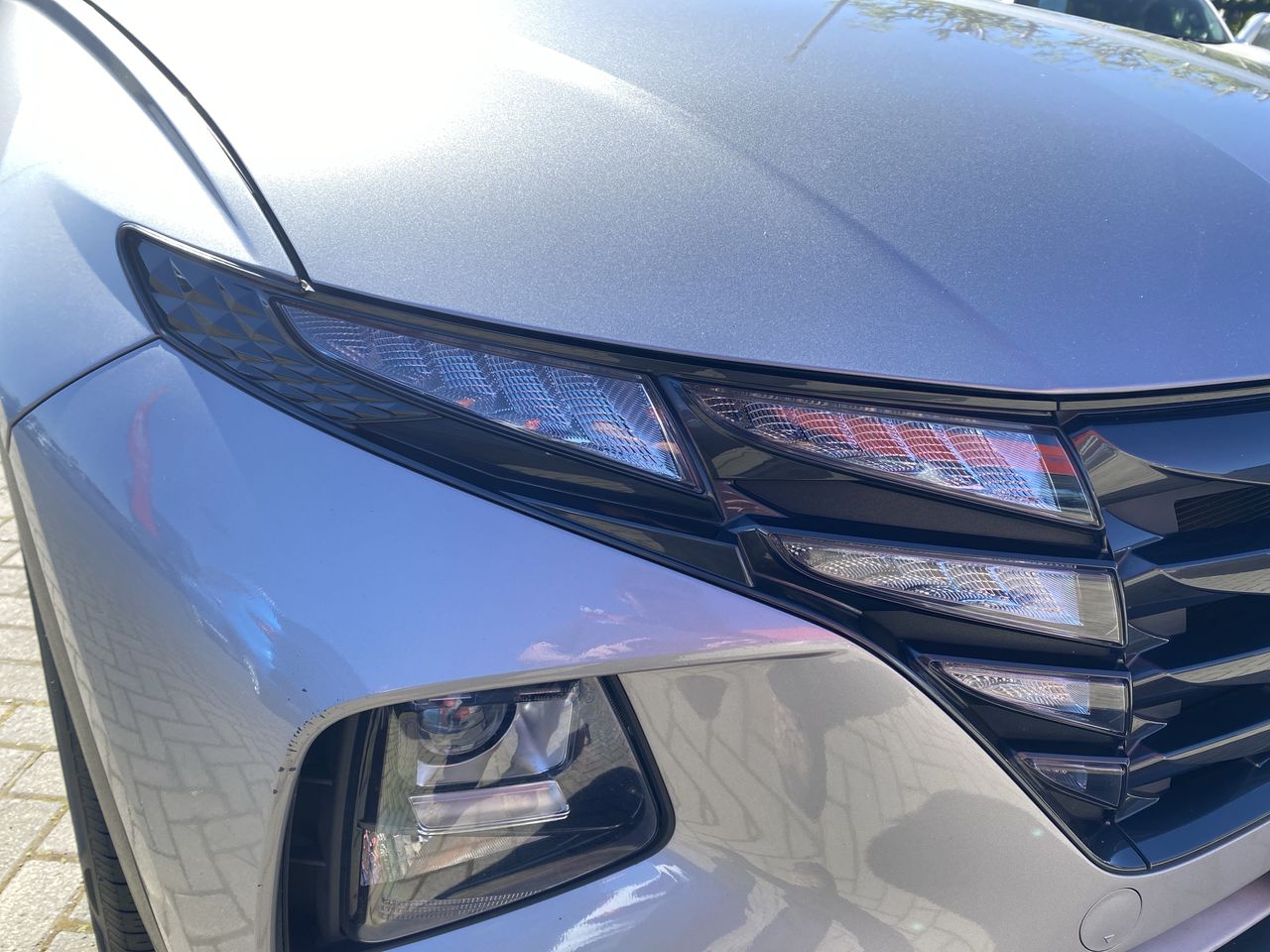 HYUNDAI - 18