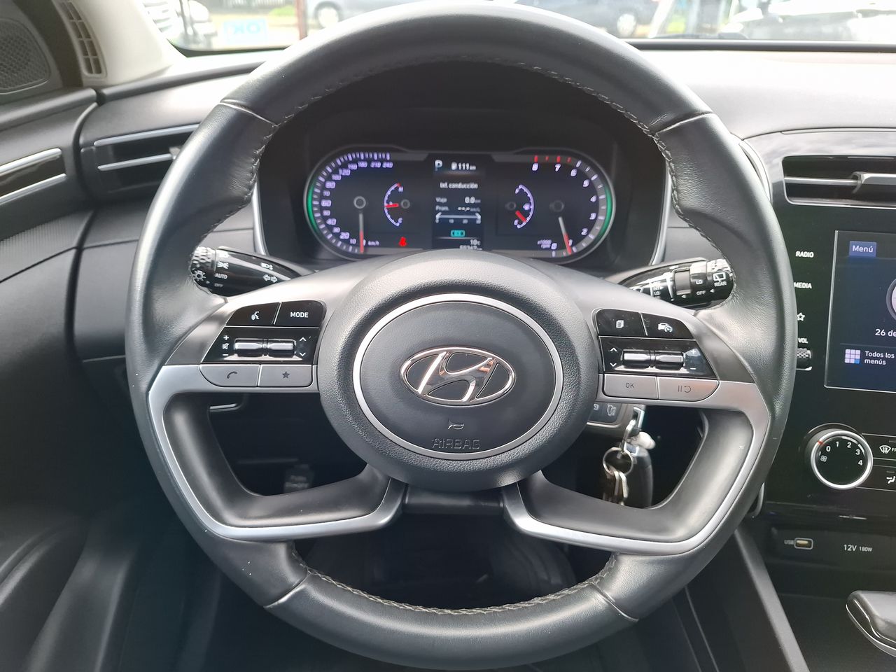 HYUNDAI - 18