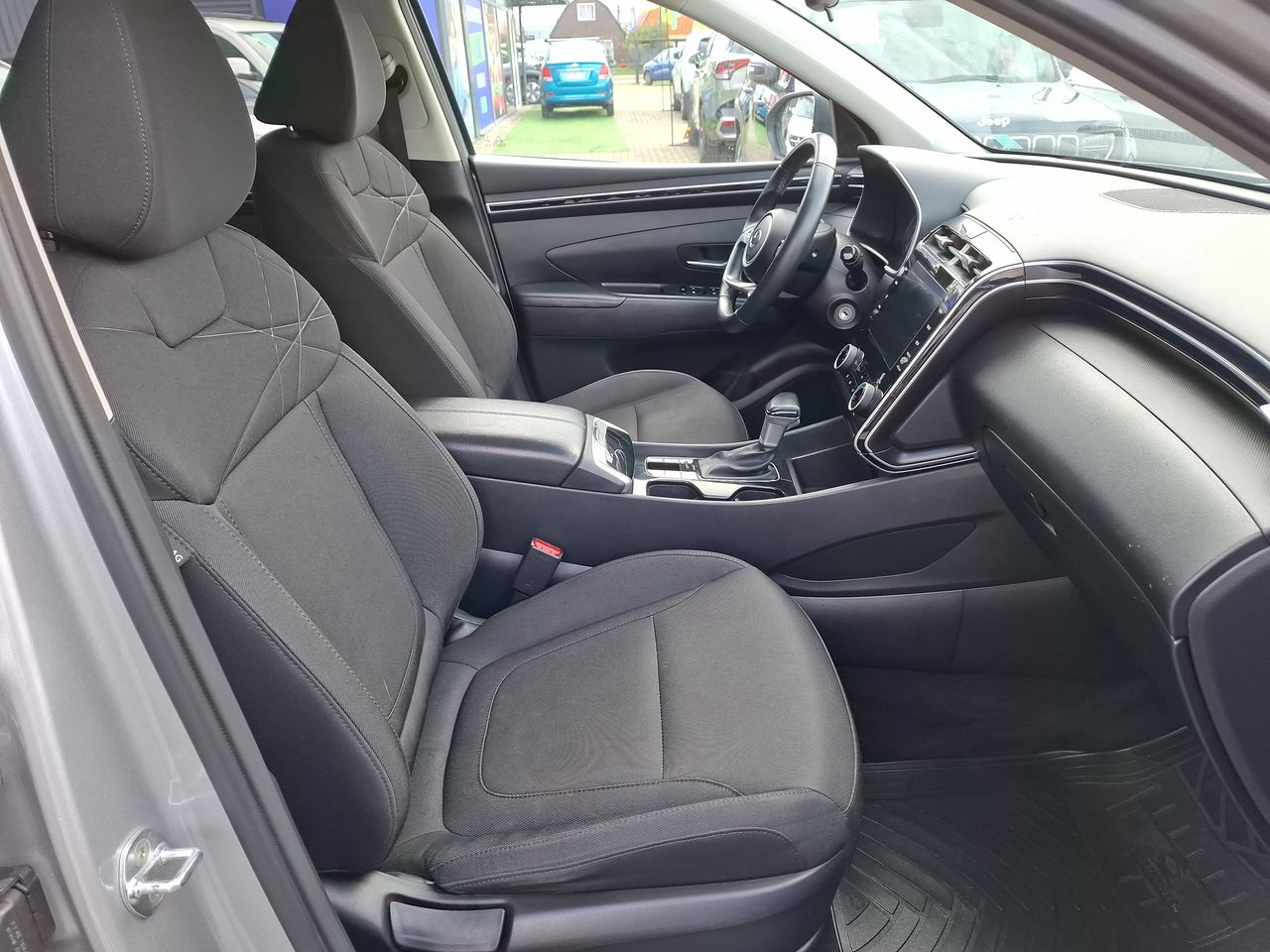 HYUNDAI - 3
