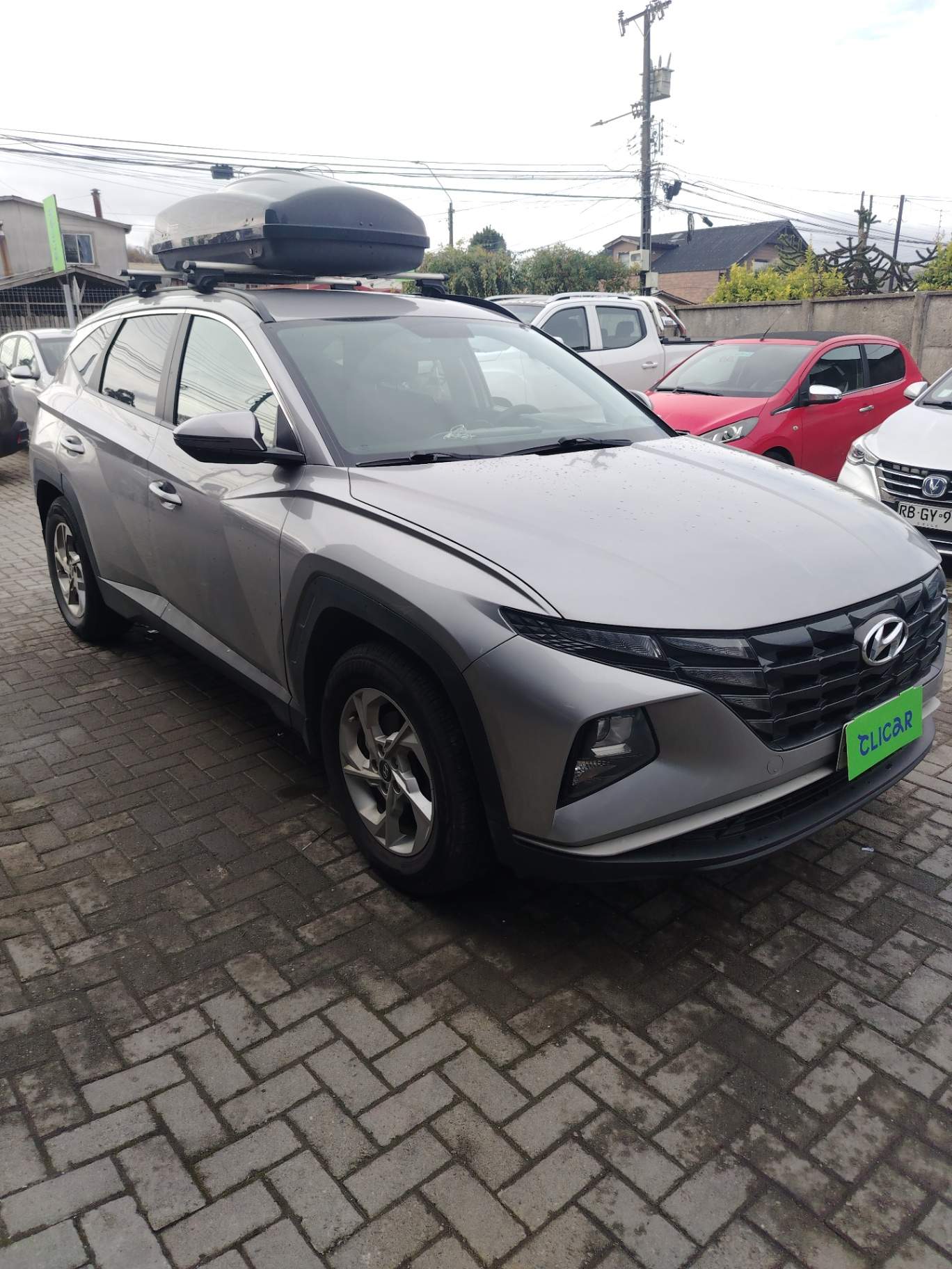 HYUNDAI