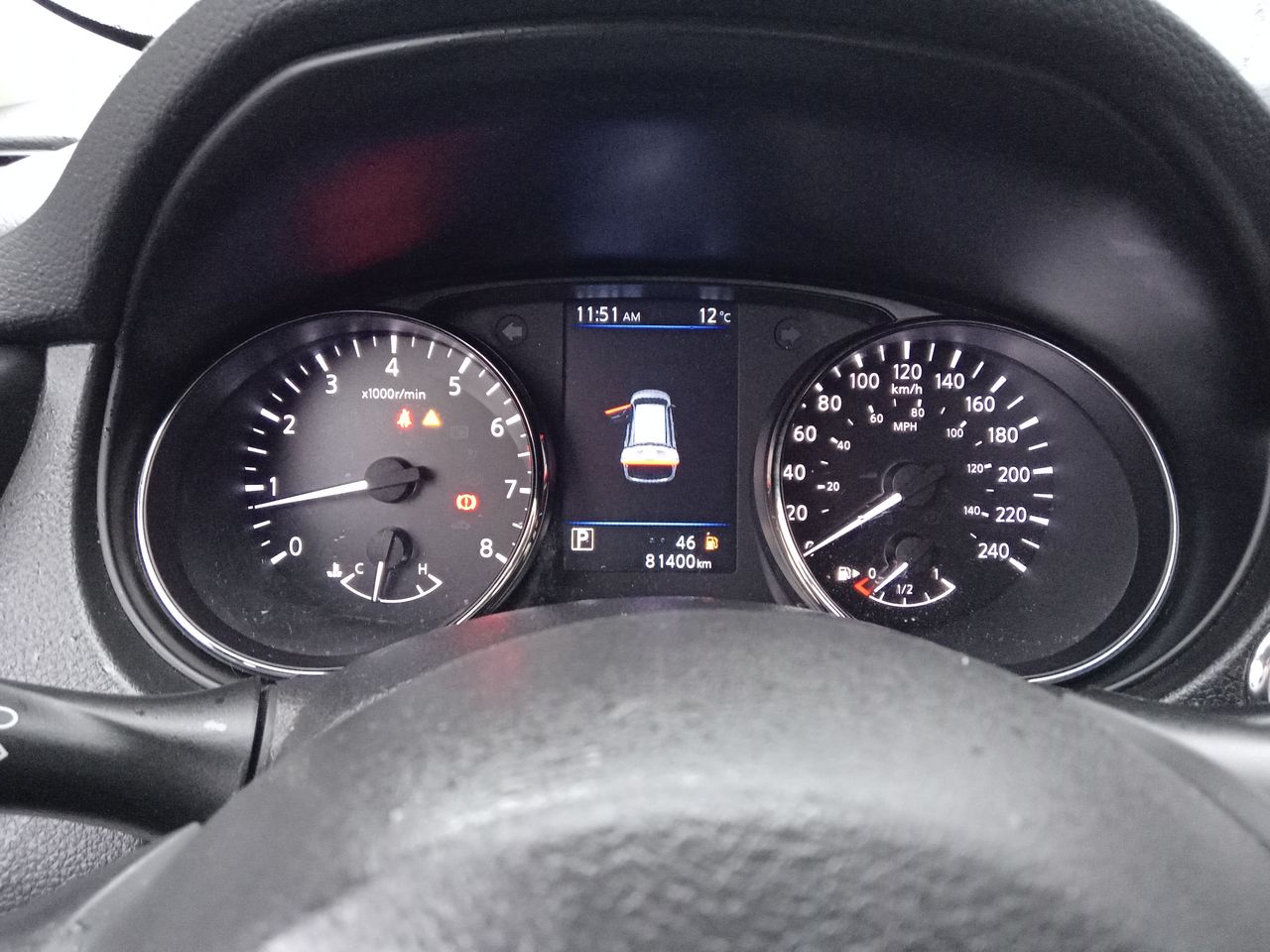 Nissan X-Trail — foto 17 de 26
