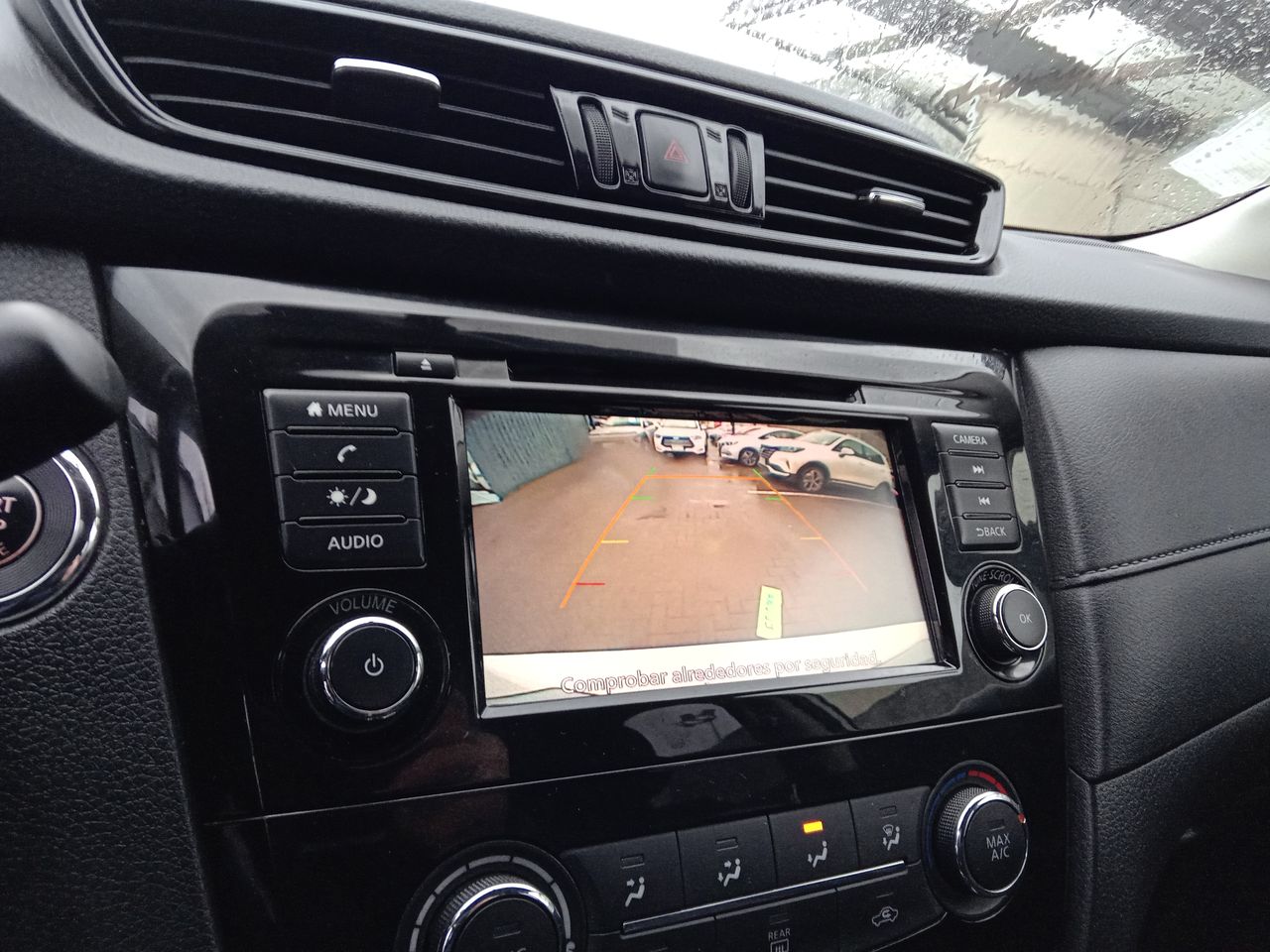 Nissan X-Trail — foto 19 de 26
