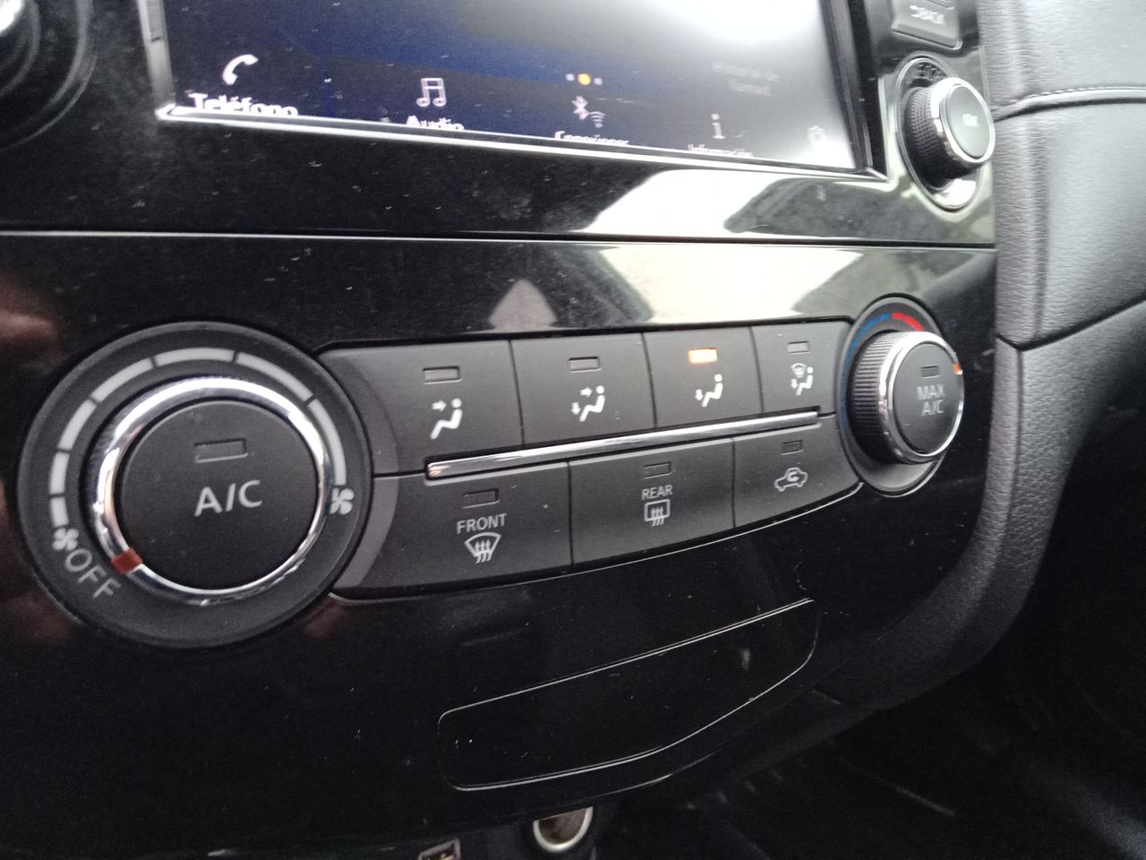 Nissan X-Trail — foto 20 de 26