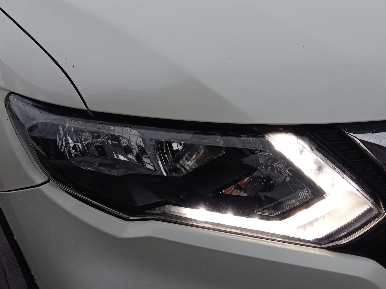 Nissan X-Trail — foto 9 de 26