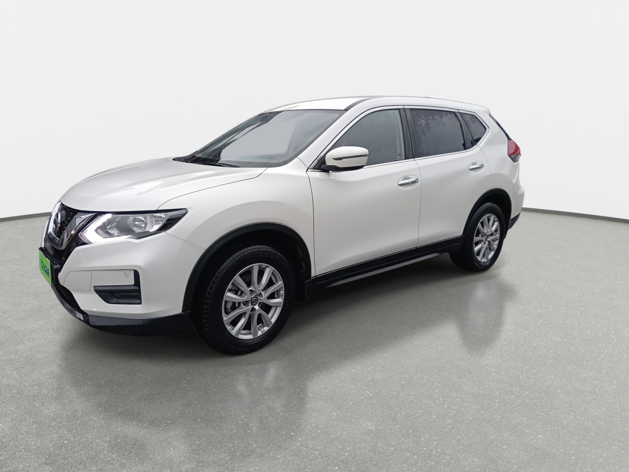 NISSAN - 3
