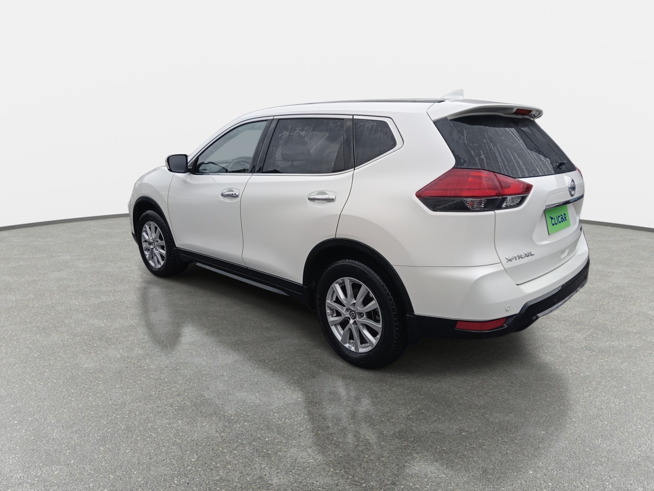NISSAN - 5