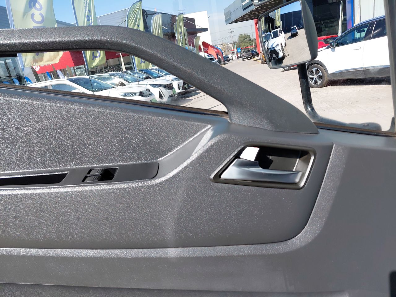 Maxus C35 — foto 15 de 25