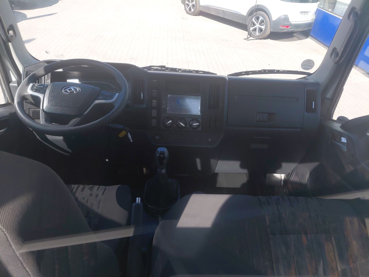 Maxus C35 — foto 2 de 25