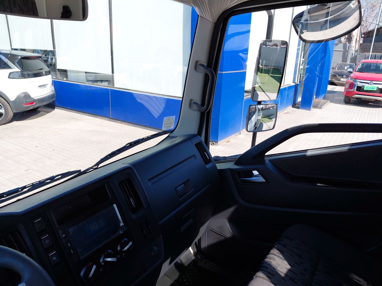 Maxus C35 — foto 3 de 25