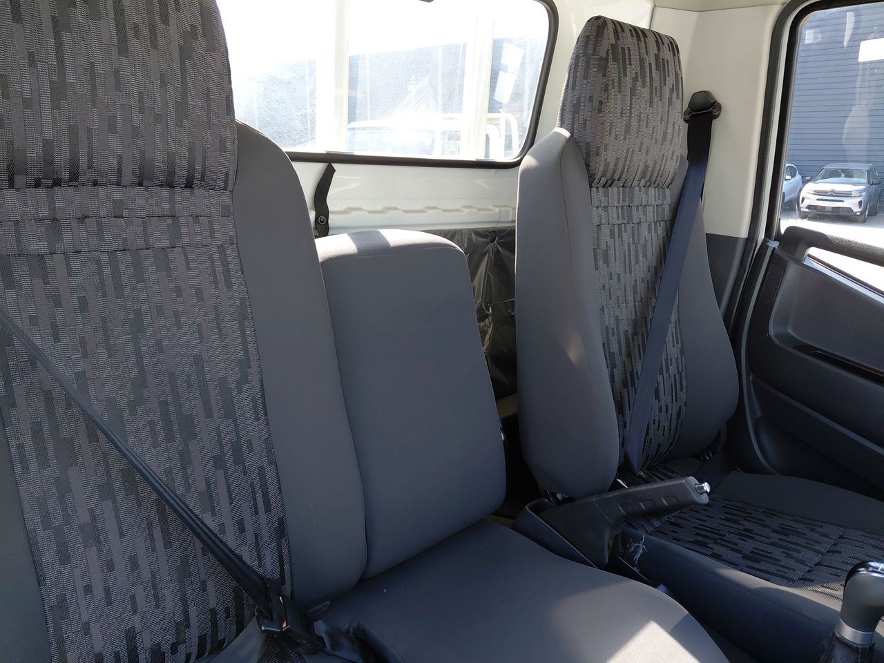 Maxus C35 — foto 6 de 25