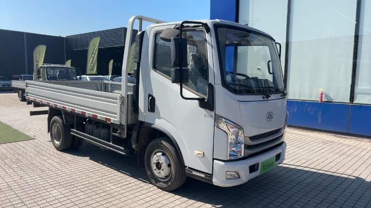 MAXUS