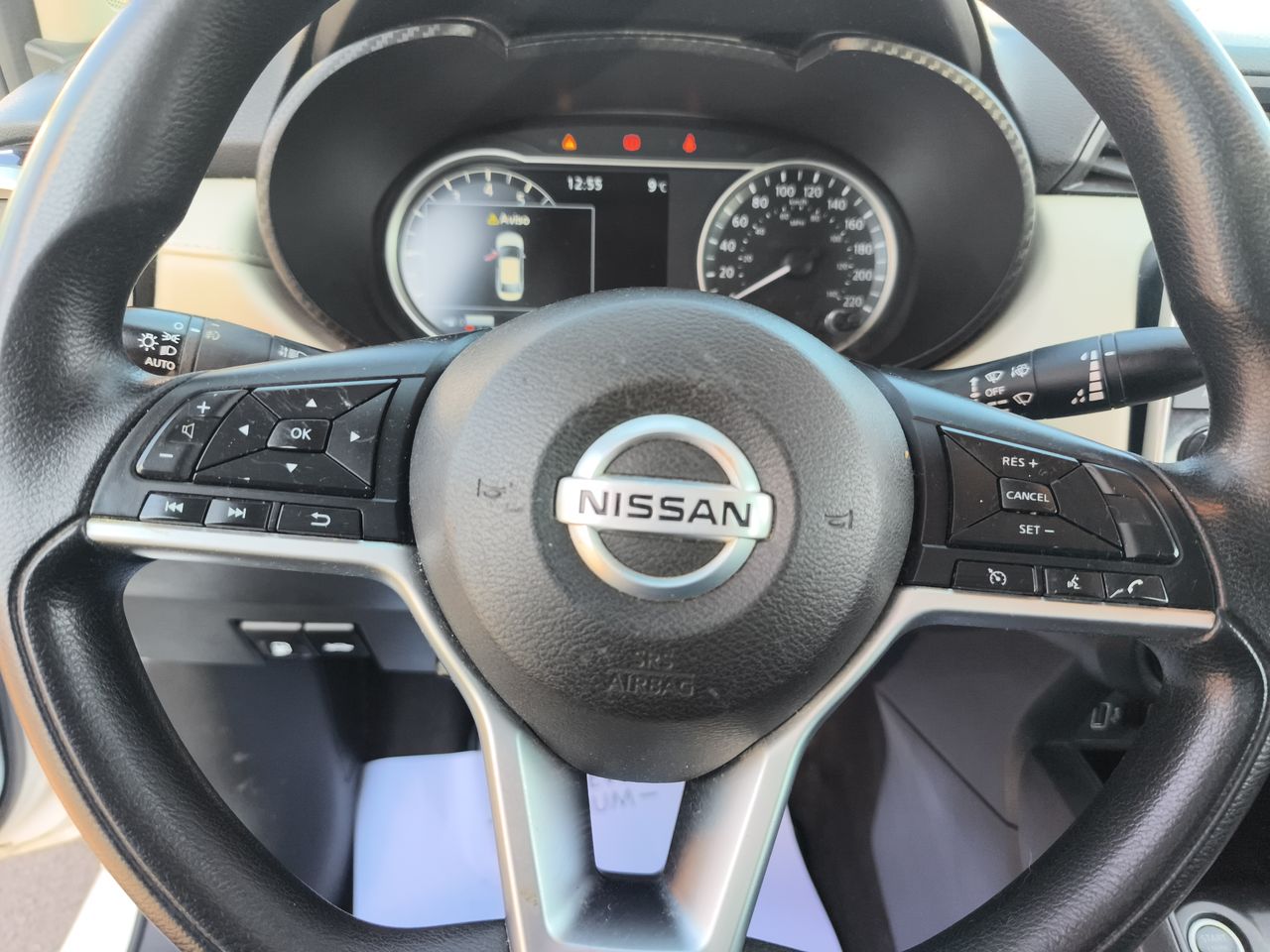 NISSAN - 24