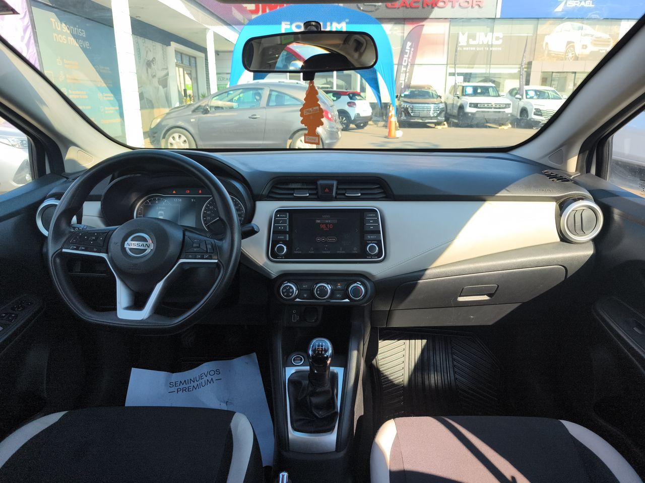 NISSAN - 30