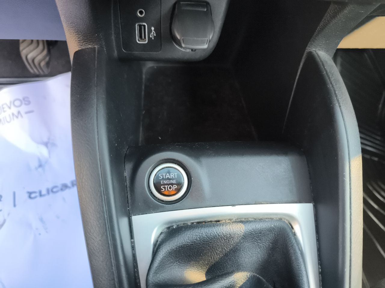 NISSAN - 33