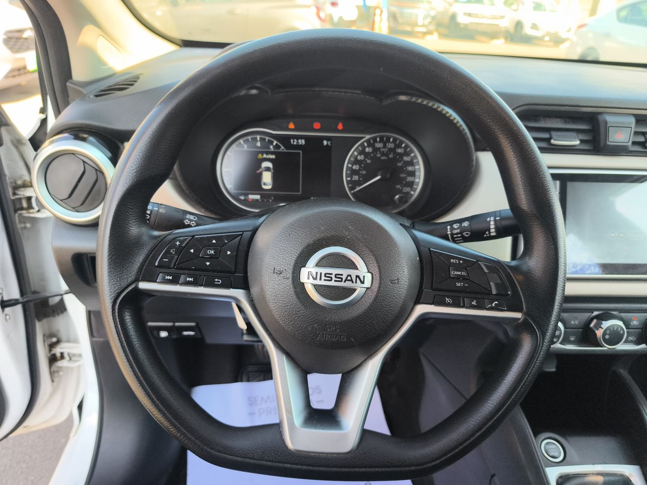 NISSAN - 23