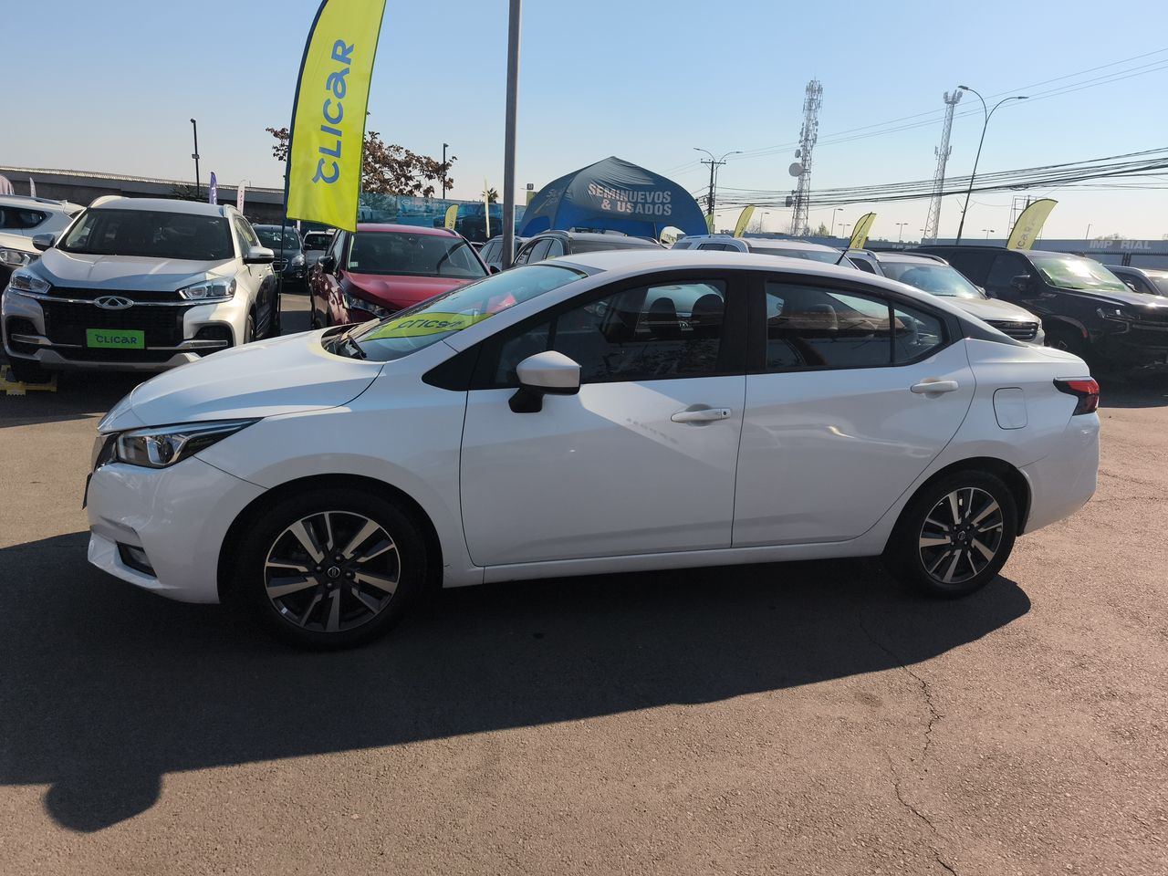NISSAN - 4