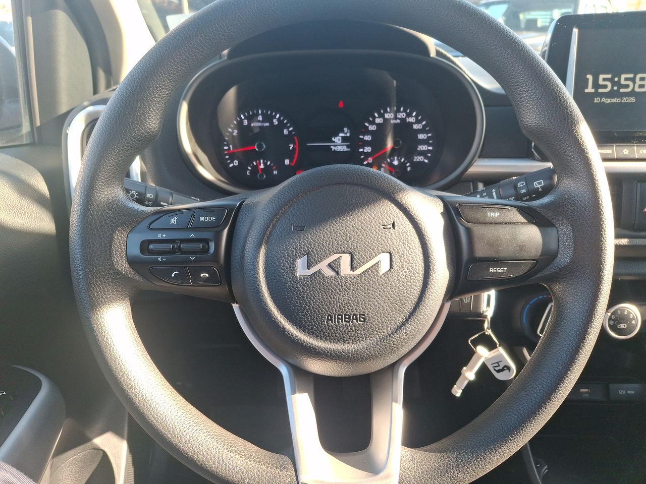 KIA Morning — foto 25 de 34
