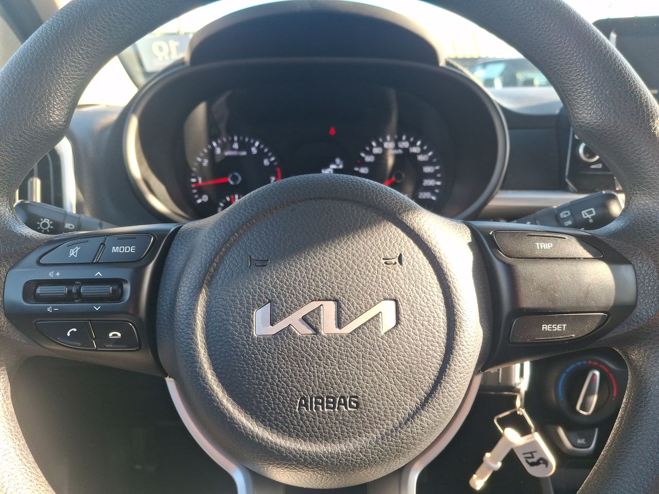 KIA Morning — foto 26 de 34