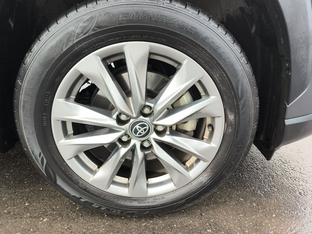 Toyota Corolla Cross — foto 16 de 34