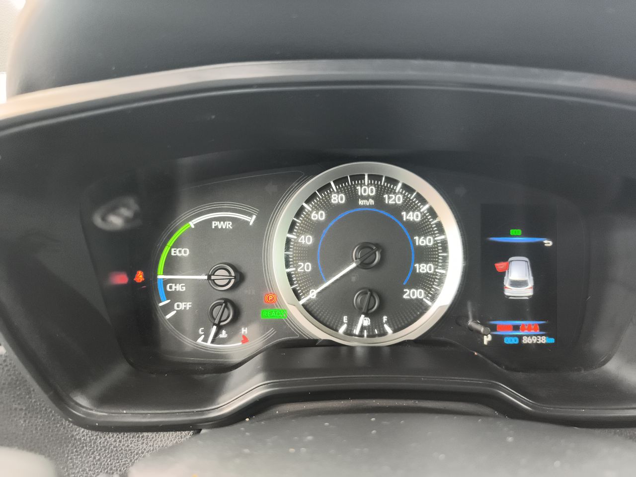 Toyota Corolla Cross — foto 26 de 34