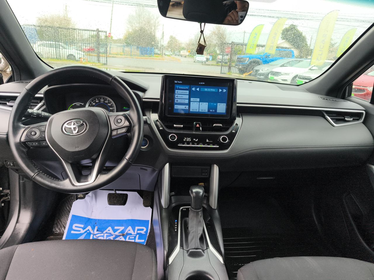 Toyota Corolla Cross — foto 31 de 34