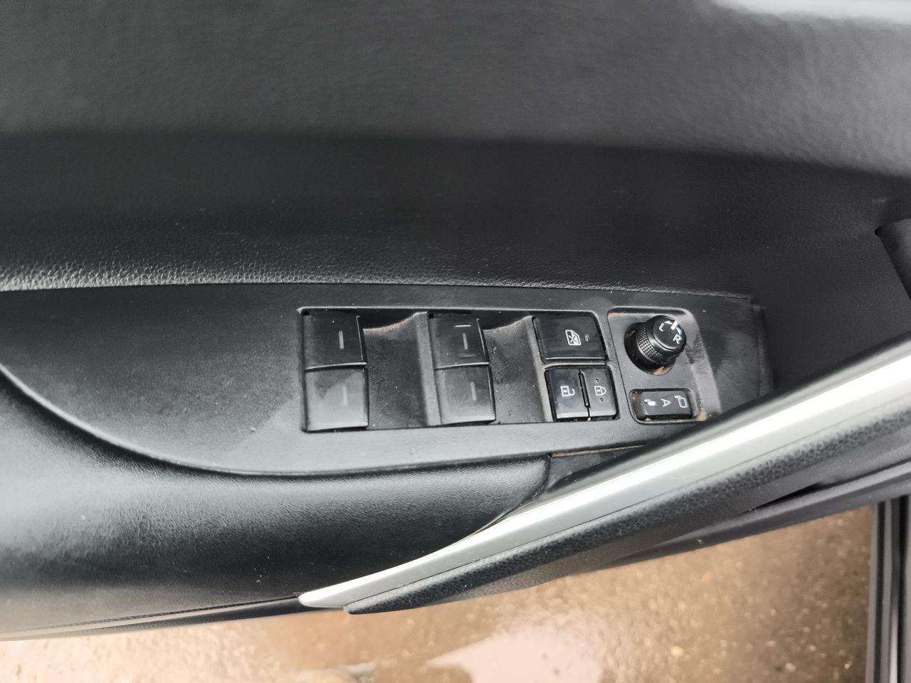 Toyota Corolla Cross — foto 21 de 34