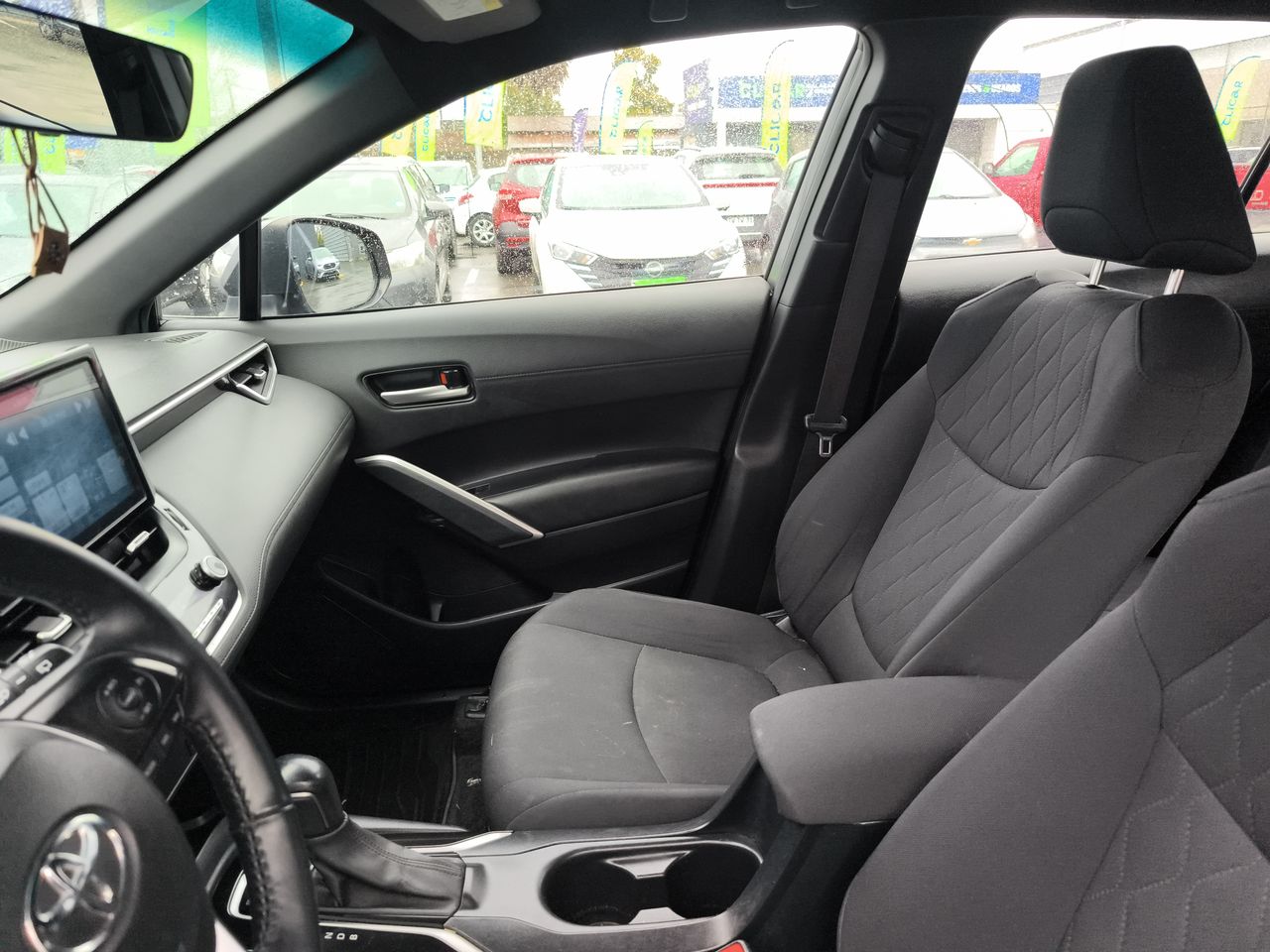 Toyota Corolla Cross — foto 11 de 34
