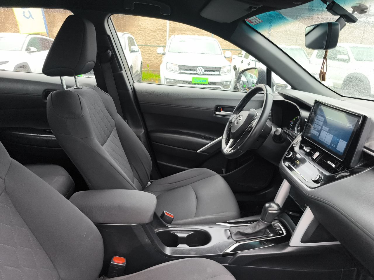 Toyota Corolla Cross — foto 15 de 34
