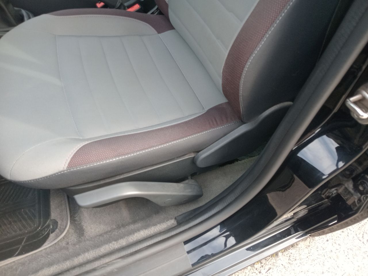 VOLKSWAGEN - 21