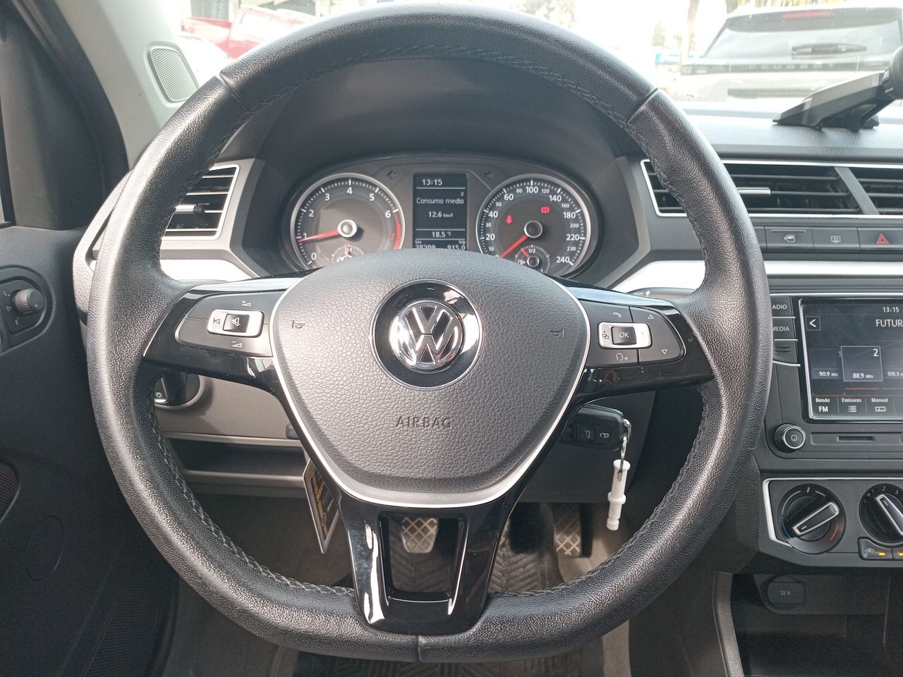 VOLKSWAGEN - 23