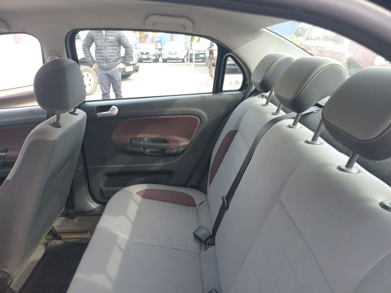 VOLKSWAGEN - 11