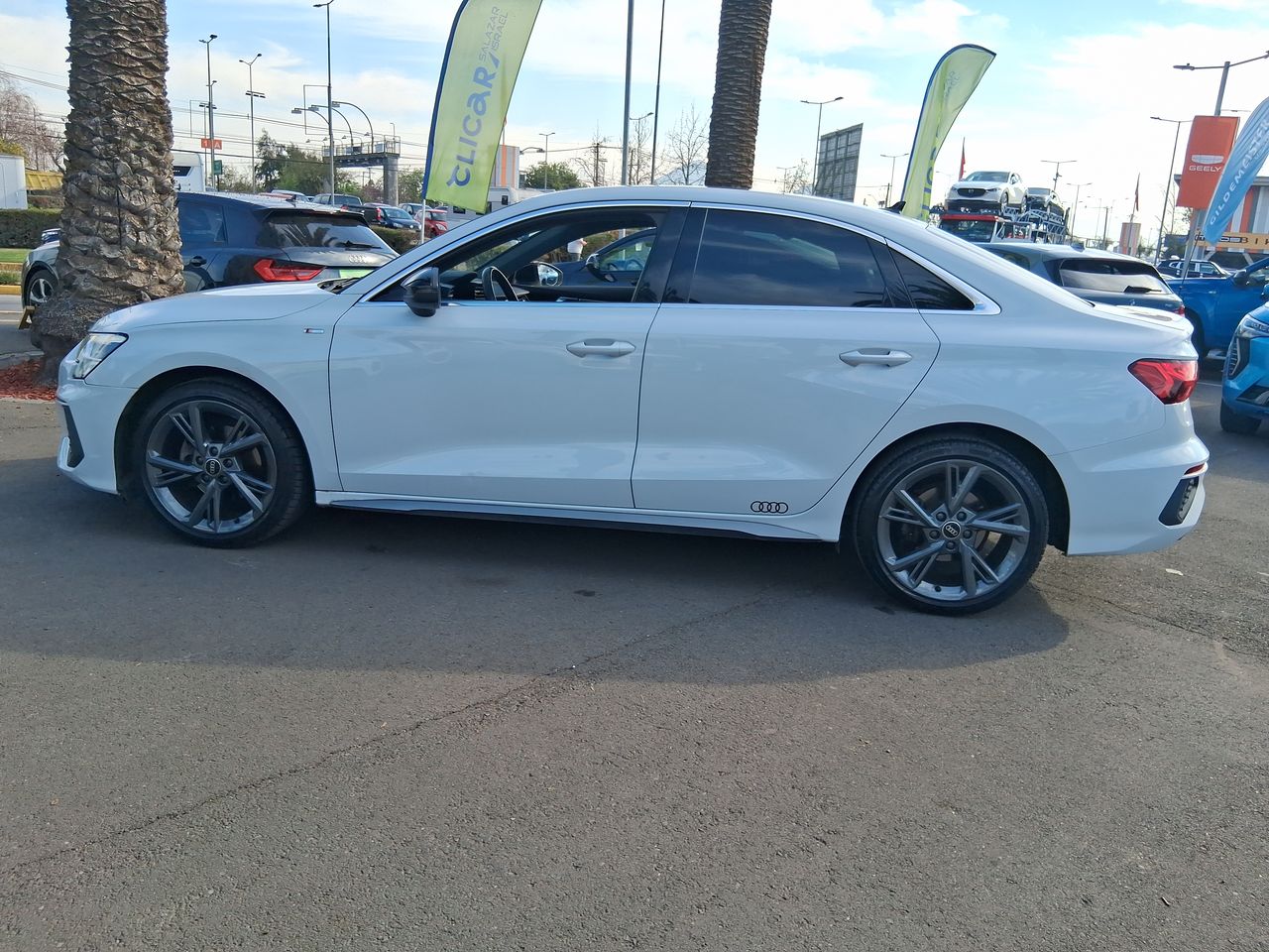 AUDI - 4