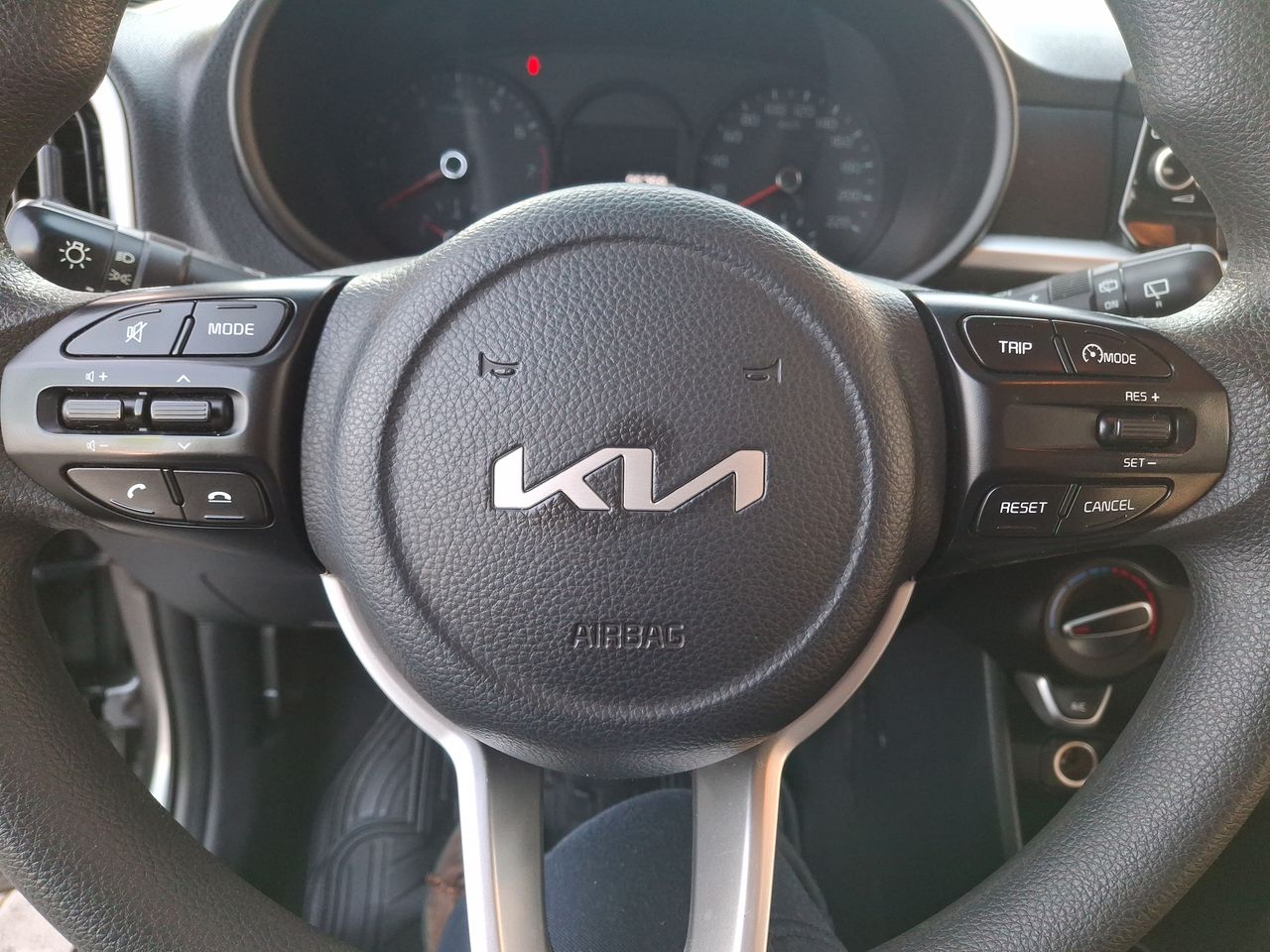 KIA - 26