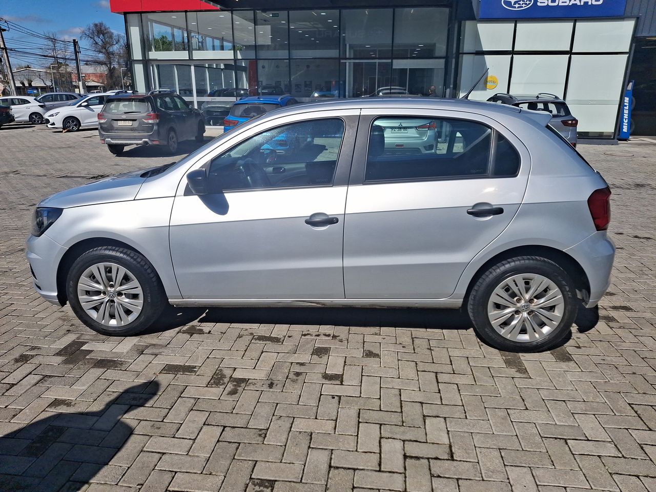 VOLKSWAGEN - 4