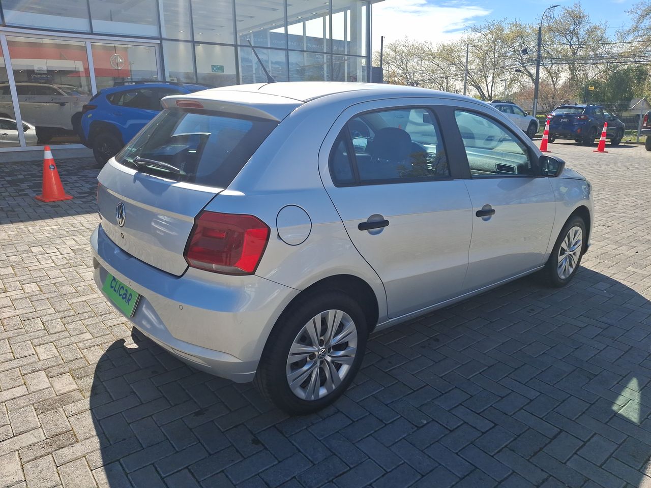 VOLKSWAGEN - 7