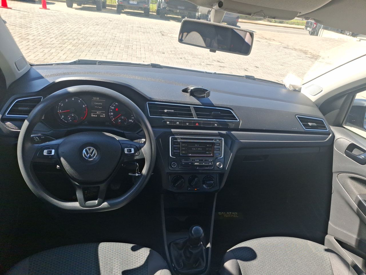 VOLKSWAGEN - 12