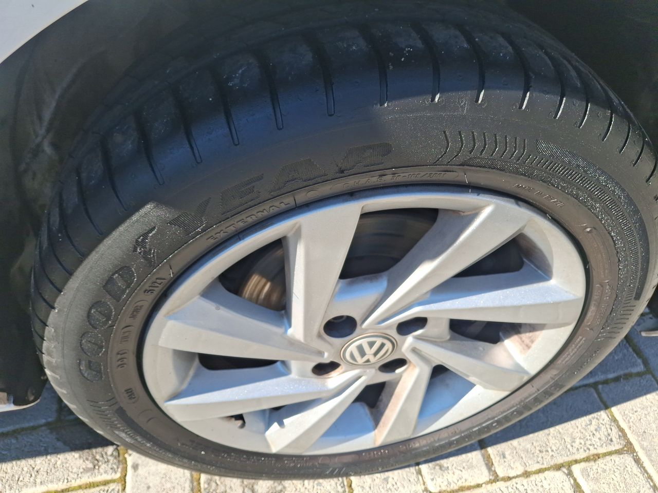 MG Zs — foto 10 de 26