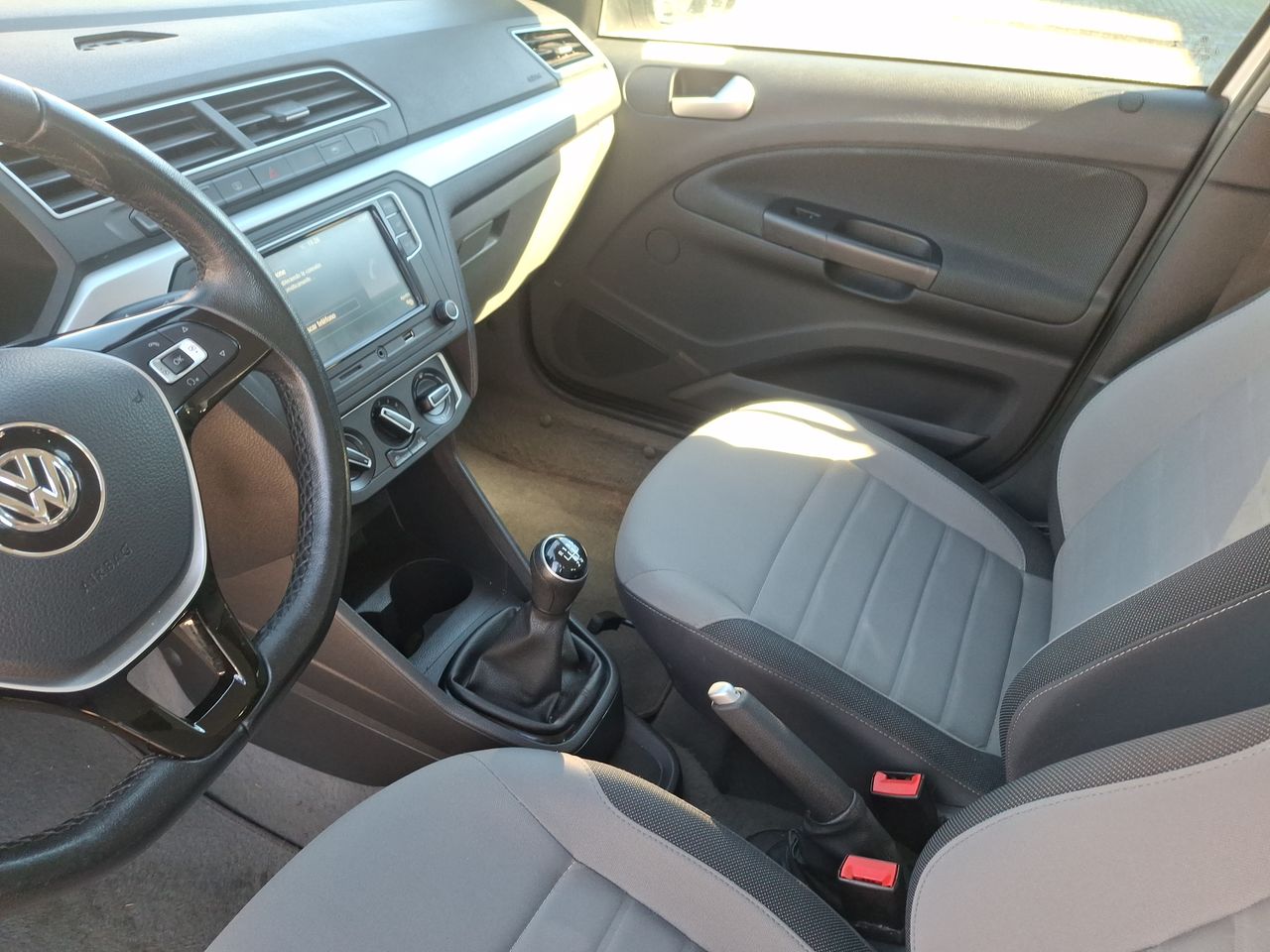 MG Zs — foto 9 de 26