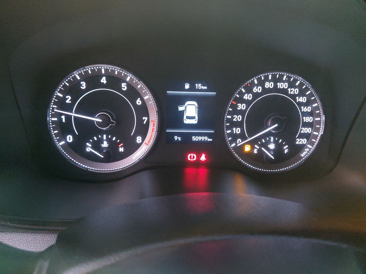 Hyundai Venue — foto 17 de 25