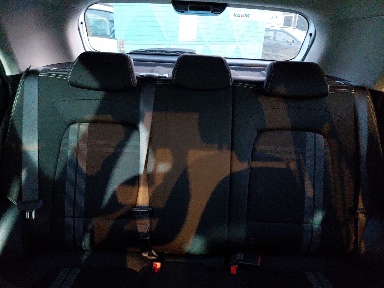 HYUNDAI - 4