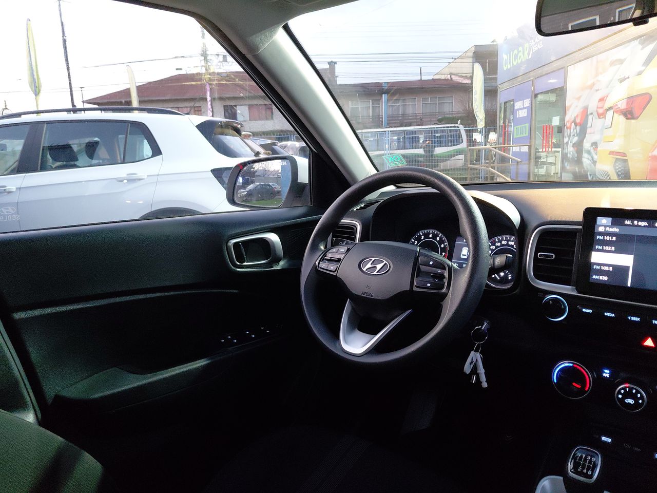 HYUNDAI - 6