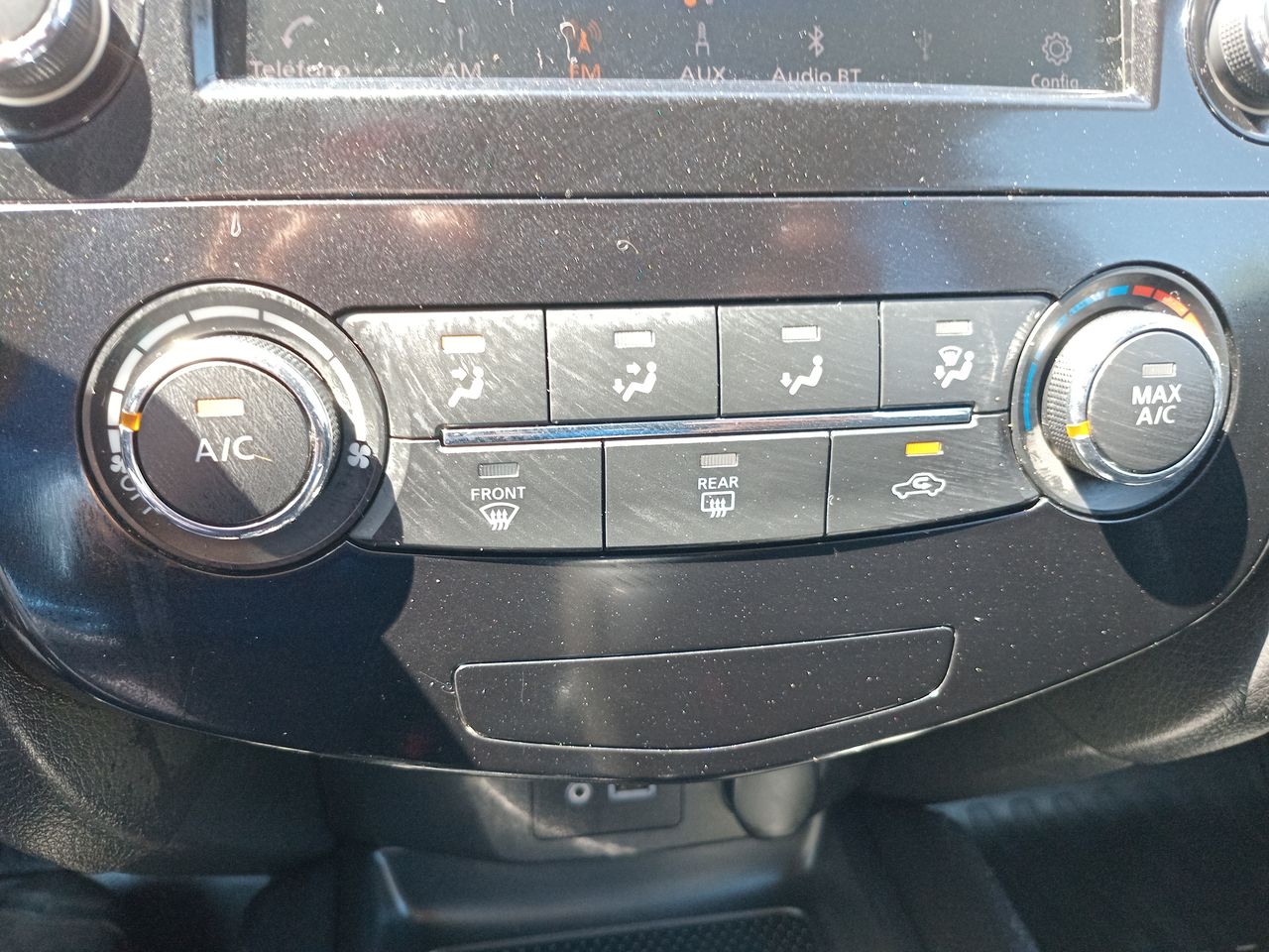 NISSAN - 27